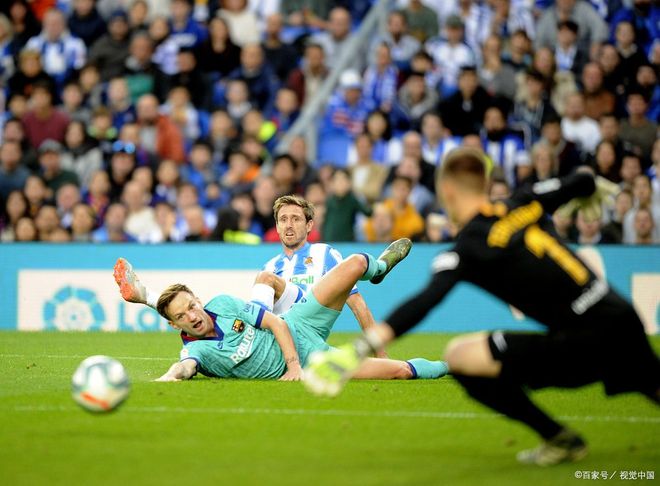 优德官网入口 -包含皇家社会发布备战花絮，今夜豪取连胜，荷甲任务艰巨，更衣室氛围转暖的词条