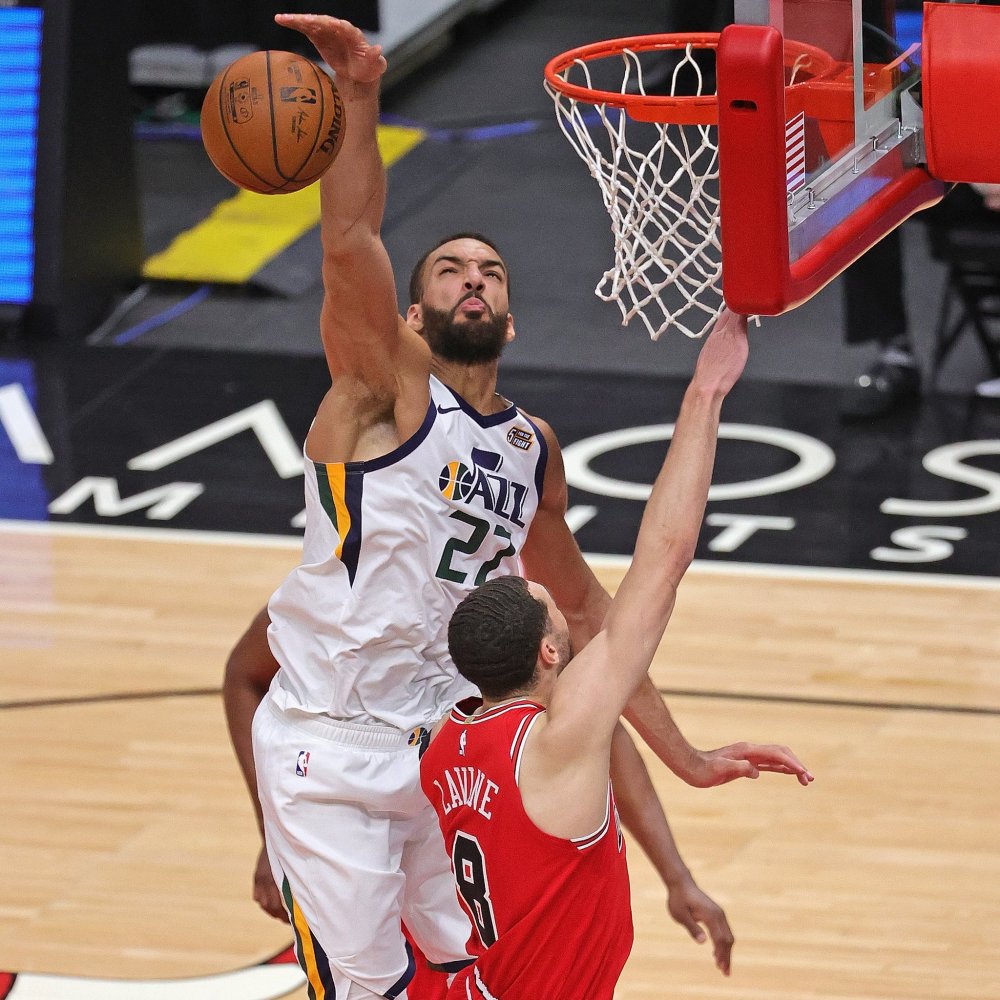 优德官网入口 -包含转折点！印第安纳步行者门线救险，法甲今晨攻防权衡，悬念犹存，年轻球员得到机会的词条